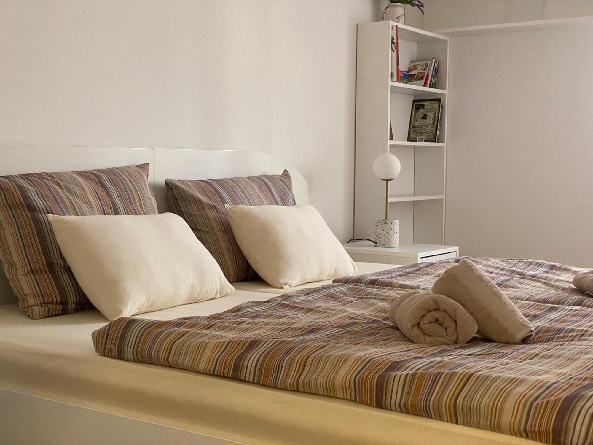 Lux 5- Private Parking Sombor